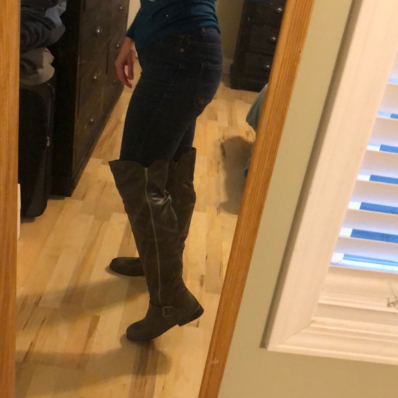 NWT taupe grey boots SALE! - Picture 1 of 7